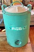 Vtg Igloo Fiesta water cooler turquoise blue