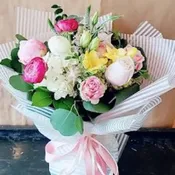 Spring mix bouquet 1