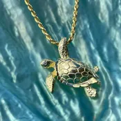 Amakua Honu Pendant with 3mm Rope Chain