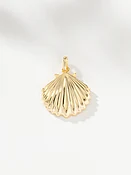 Clamshell Charm