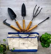 Gardener’s Essential Tool Set