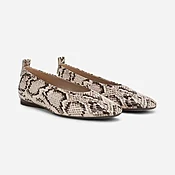 27 Edit Carla Ballet Flat