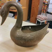 Swan Planter