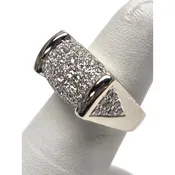 14Kt WHITE GOLD PAVE DIAMOND RING 1ct