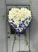 Always In My HeartSympathy & Funeral Flowers in Huntington NY | Floras Avenue 
Floras Avenue