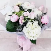 Pastel mix bouquet 1