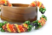 Cigar with Kukui Ti Leaf Lei