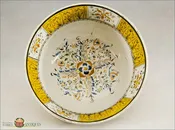 An Antique English Pearlware Bowl in Pratt Colors, c1810-20