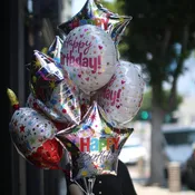 5 Balloons - Honolulu