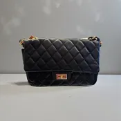 Amara Clutch bag