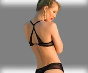 Criss-Cross black bra