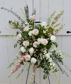 Blushing Memory Standing Spray