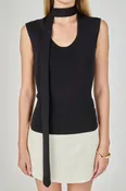 Ann Neckband Knited Top