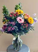 MEDIUM MIXED FLOWER VASE