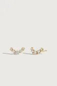 5 Graduated Prong Diamond Curved Bar Studs