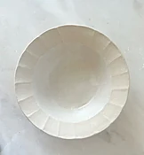 Shallow wide bowl — SIMPLE