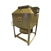 600# Lucky Buck Deer Feeder