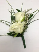 2 MINI ROSE BOUTONIERE