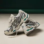MENS ASICS | Gel-NYC 2055 (Pale Oak)