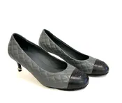 $1350 Chanel Quilted Heel 38 / 8