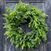 28"D Alpine Wreath