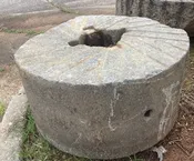 32 Inch North Carolina Runner Millstone