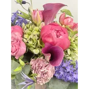 Premium Designer's Choice High End Arrangement