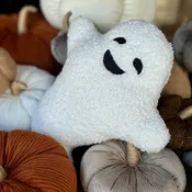 CF-3397 - Sherpa Halloween Ghost w/ Tail Pillow