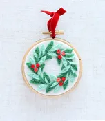 Christmas Wreath Ornament - Needle Felting Kit -  Beginner