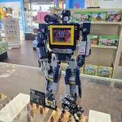 10358 Transformers: Soundwave (Previously Owned)