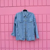 #118 M Vintage Med Wash Denim Jacket 95% Cotton