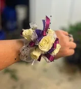 WRISTLET