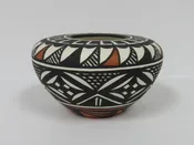 Acoma Seed Pot