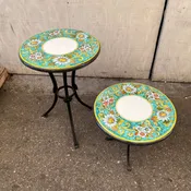 20” Italian Volcanic Table – Daisies on Teal with a White Center
