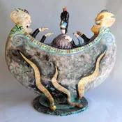 Ceramic Sculpture: The Politics of Right
