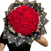 100 Roses & Baby’s Breath Round Wrap