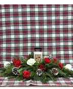 CHRISTMAS CANDLE CENTERPIECE