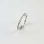 0.38ct tw Round Brilliant Wedding Band