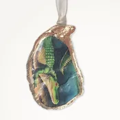 Alligator Bayou Ornament • Oyster Shell