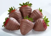 6 count Chocolate Dipped Berries