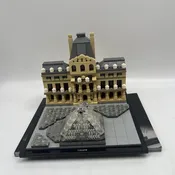 21024 Louvre - Used LEGO Architecture Set