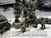 "BRAND NEW" Custom Built - Hand Painted & Weathered 1:35 WWII Deluxe Winterized German "Ski Troop" Soldier Set (4 Figure Set)