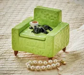 Black Cat  Trinket dish with lid. Ceramic