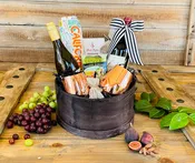 California Wine Gift Basket - Deluxe