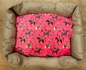 Oxford Cloth Padded Pet Bed with Dala Horses on Hot Pink