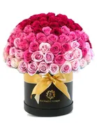 100 tricolor roses in a luxury box