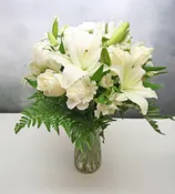 ALL WHITE FLORAL IN CLEAR VASE
