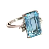 Art Deco 18K white gold, aquamarine and diamond ring
