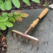 Bronze Mini Rake — Hedgerow