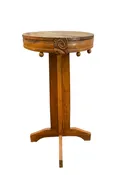 1930s Deco side Table